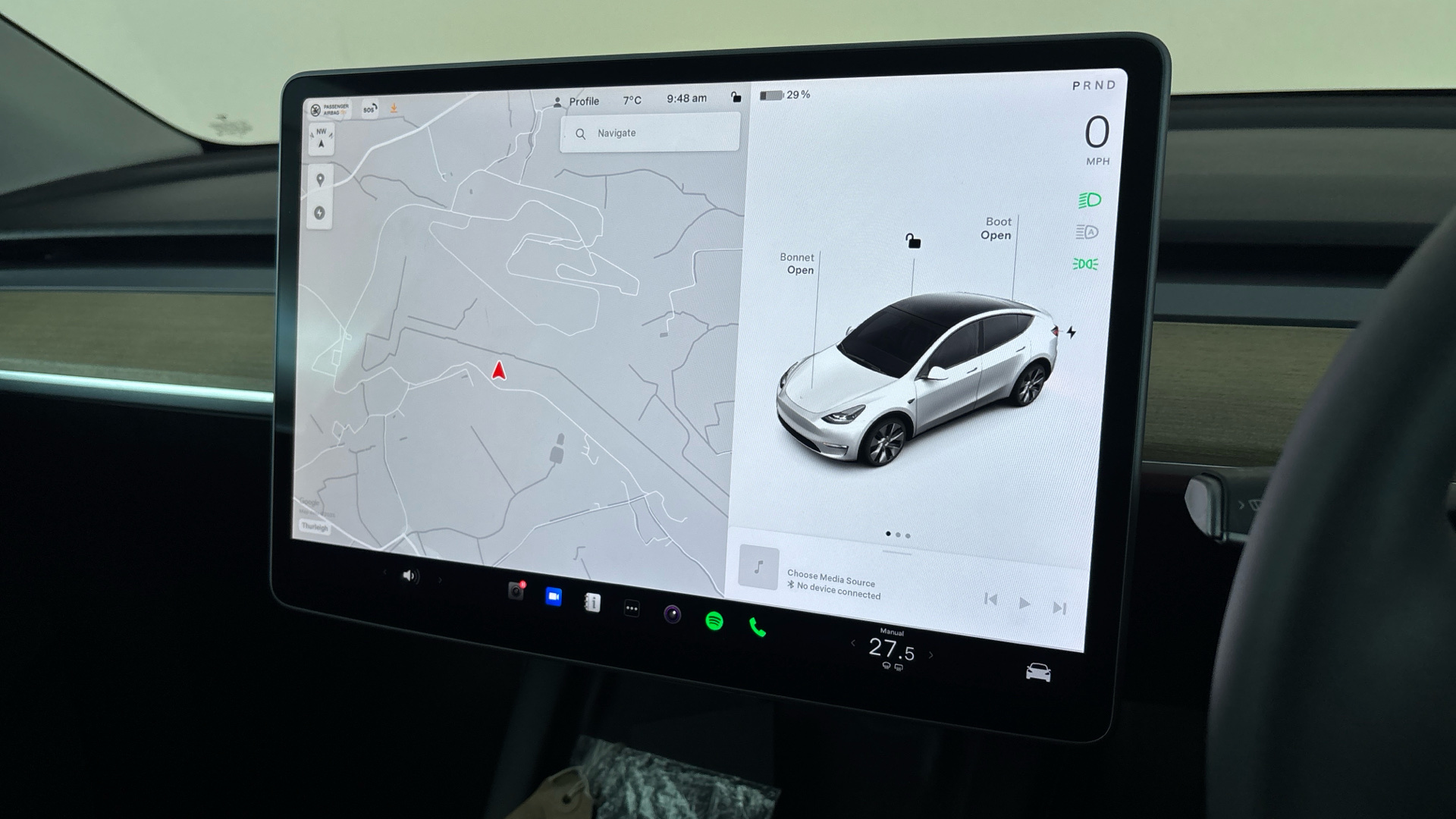 4020944 RWD 5dr Auto