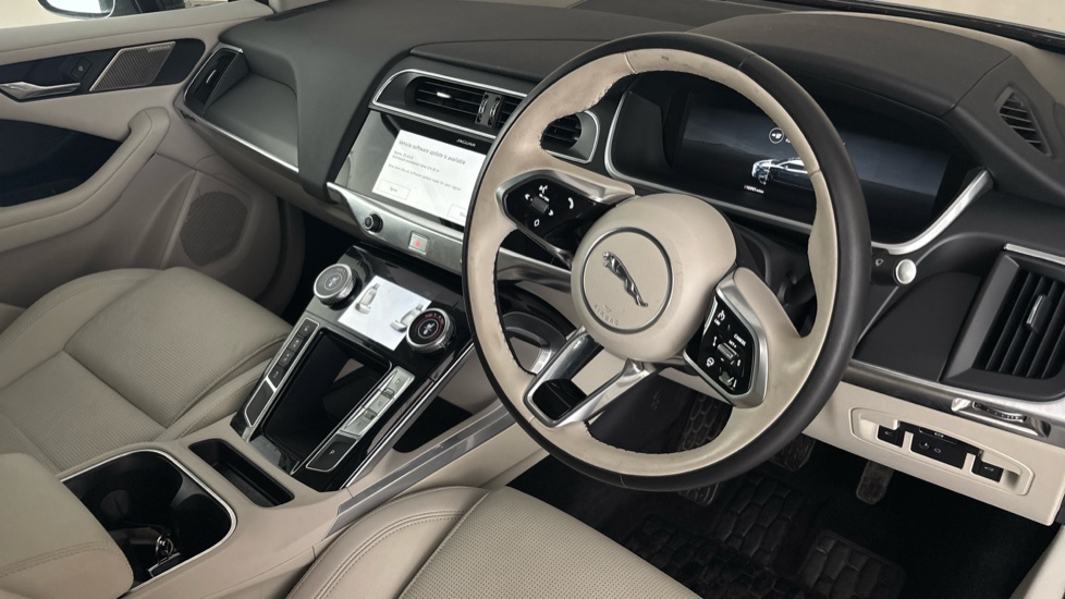 JAGUAR I-PACE Image 9
