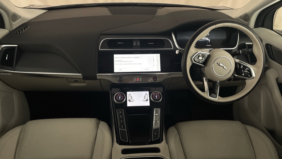 JAGUAR I-PACE Image 11