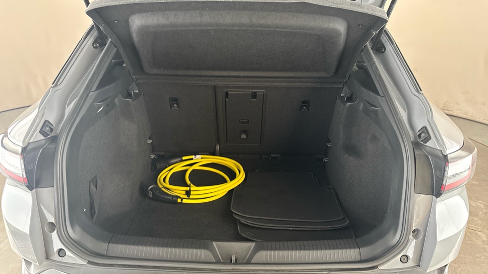 VOLKSWAGEN ID.4 Image 15