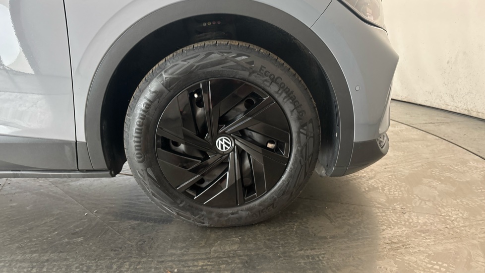 VOLKSWAGEN ID.4 Image 20