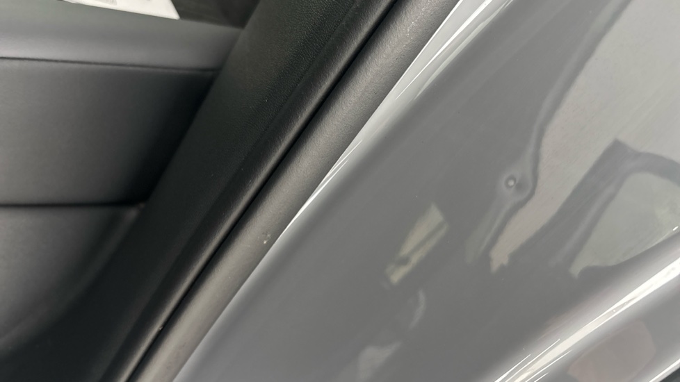 VOLKSWAGEN ID.4 Image 26
