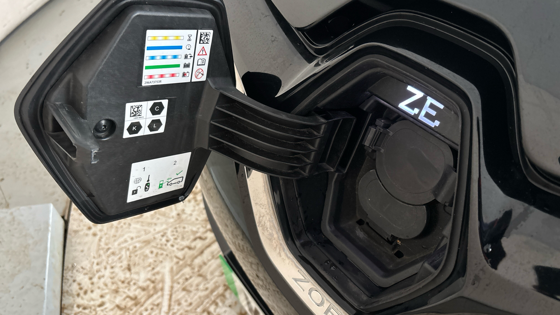 4058358 100kW GT Line R135 50kWh Rapid Charge 5dr Auto