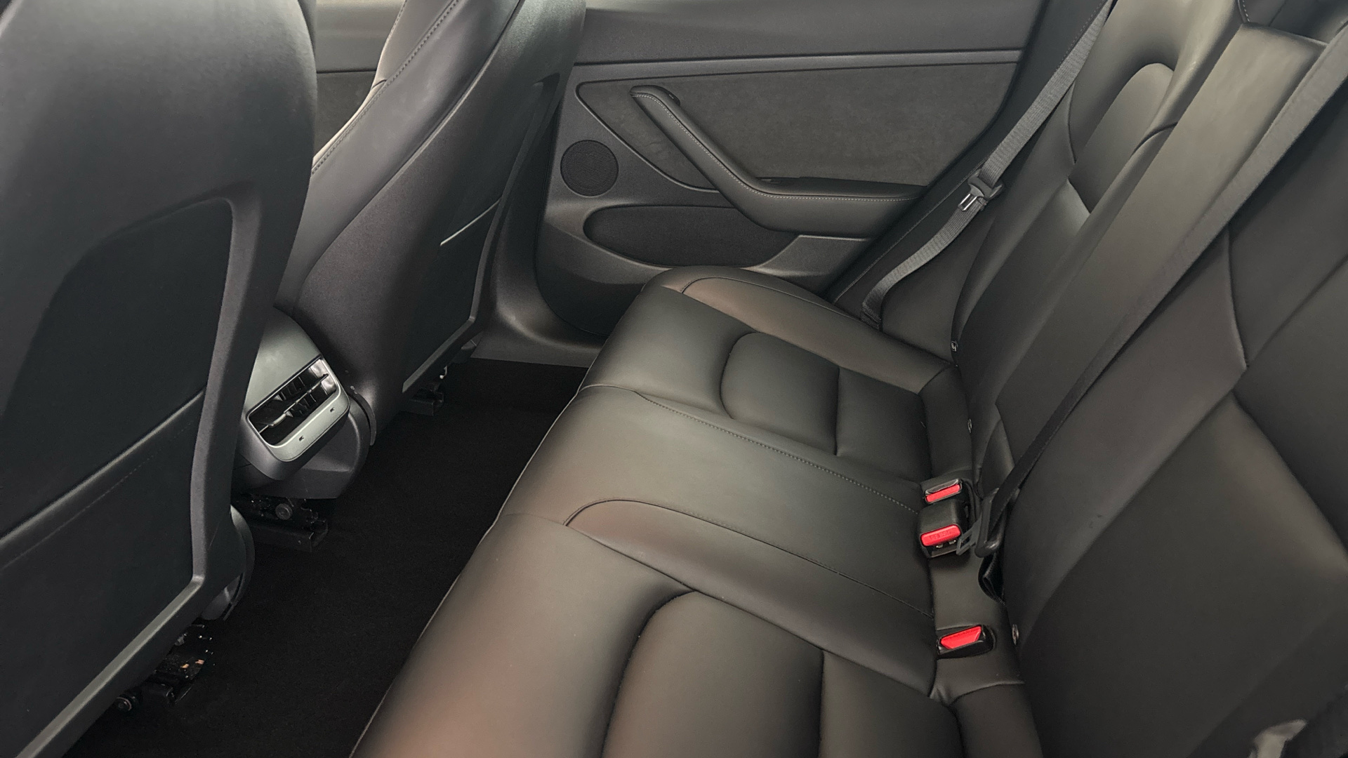 4020922 Standard Plus 4dr Auto