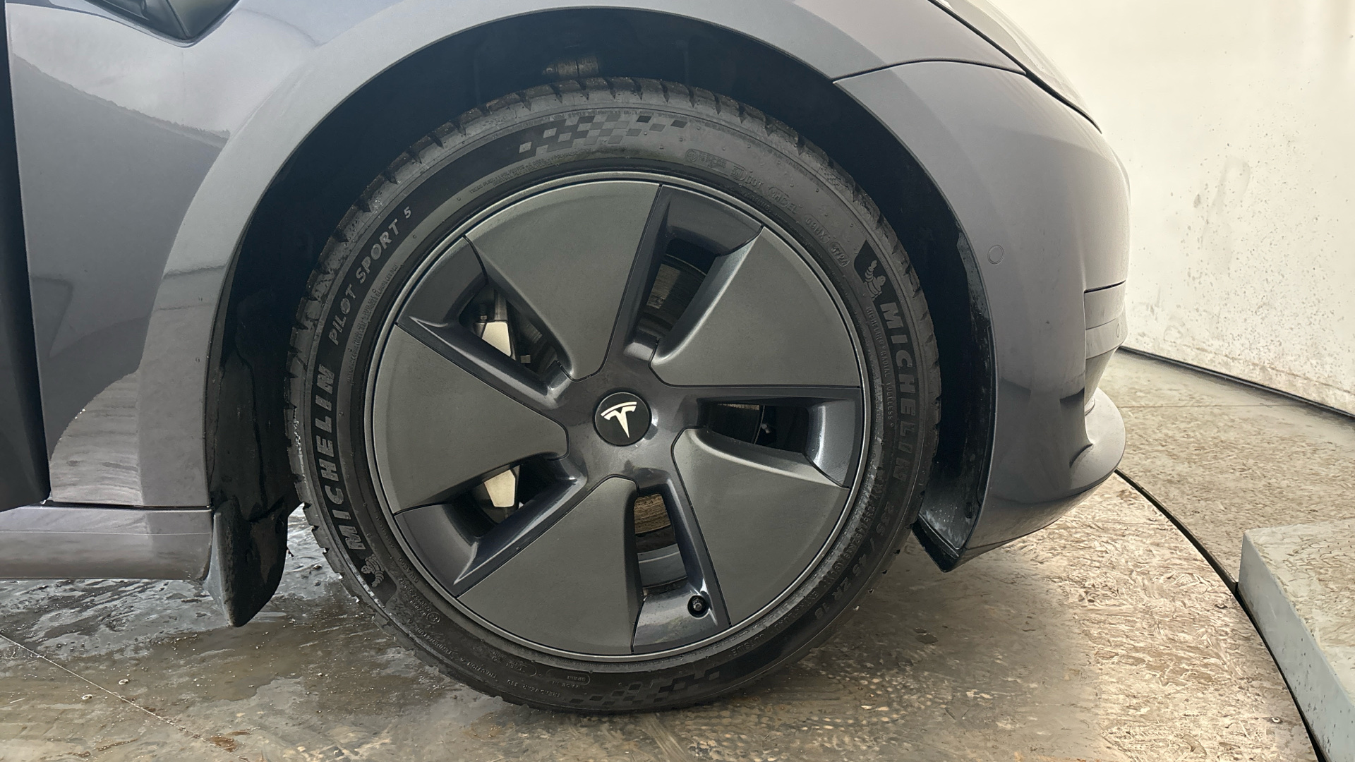 4020922 Standard Plus 4dr Auto