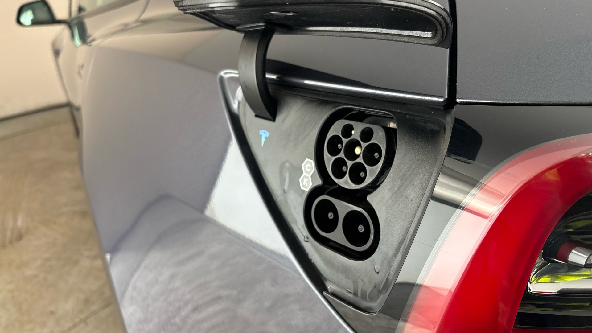 4020922 Standard Plus 4dr Auto