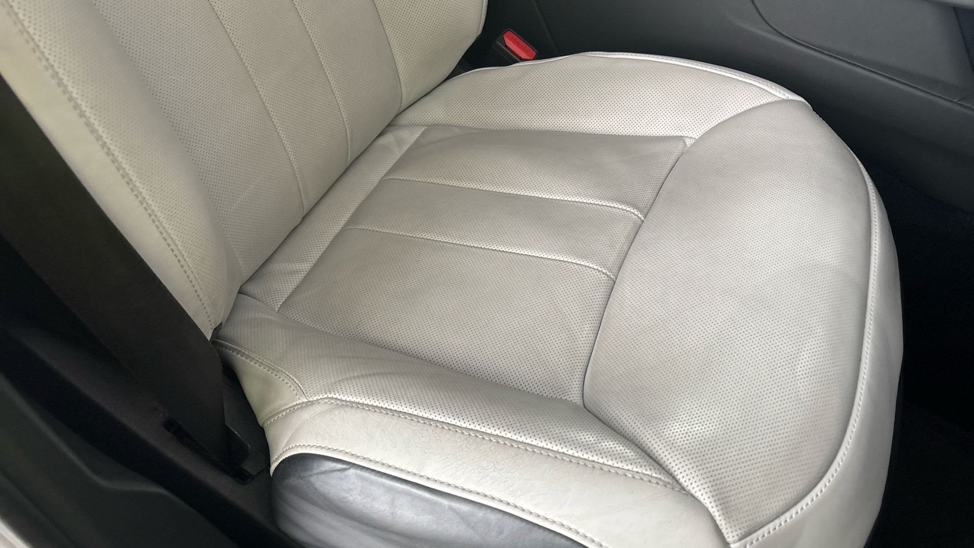 4020702 3.0 P440e Dynamic SE 5dr Auto