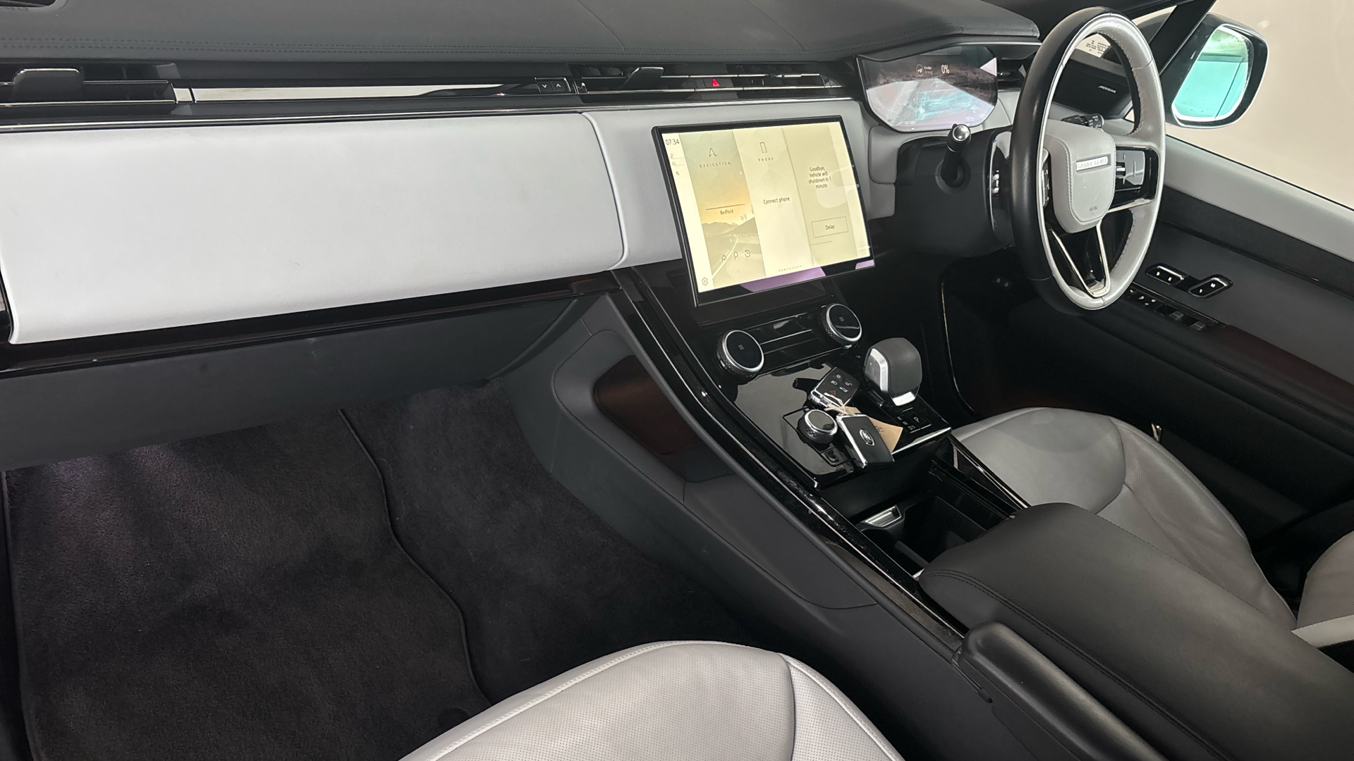 4020702 3.0 P440e Dynamic SE 5dr Auto