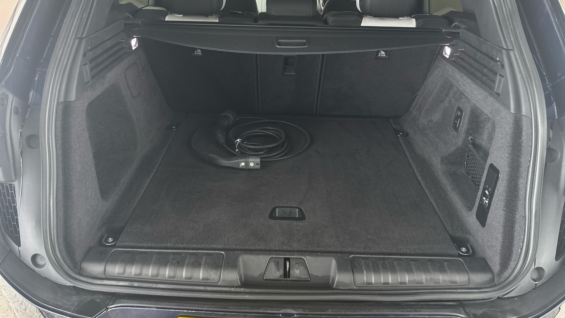 4020702 3.0 P440e Dynamic SE 5dr Auto