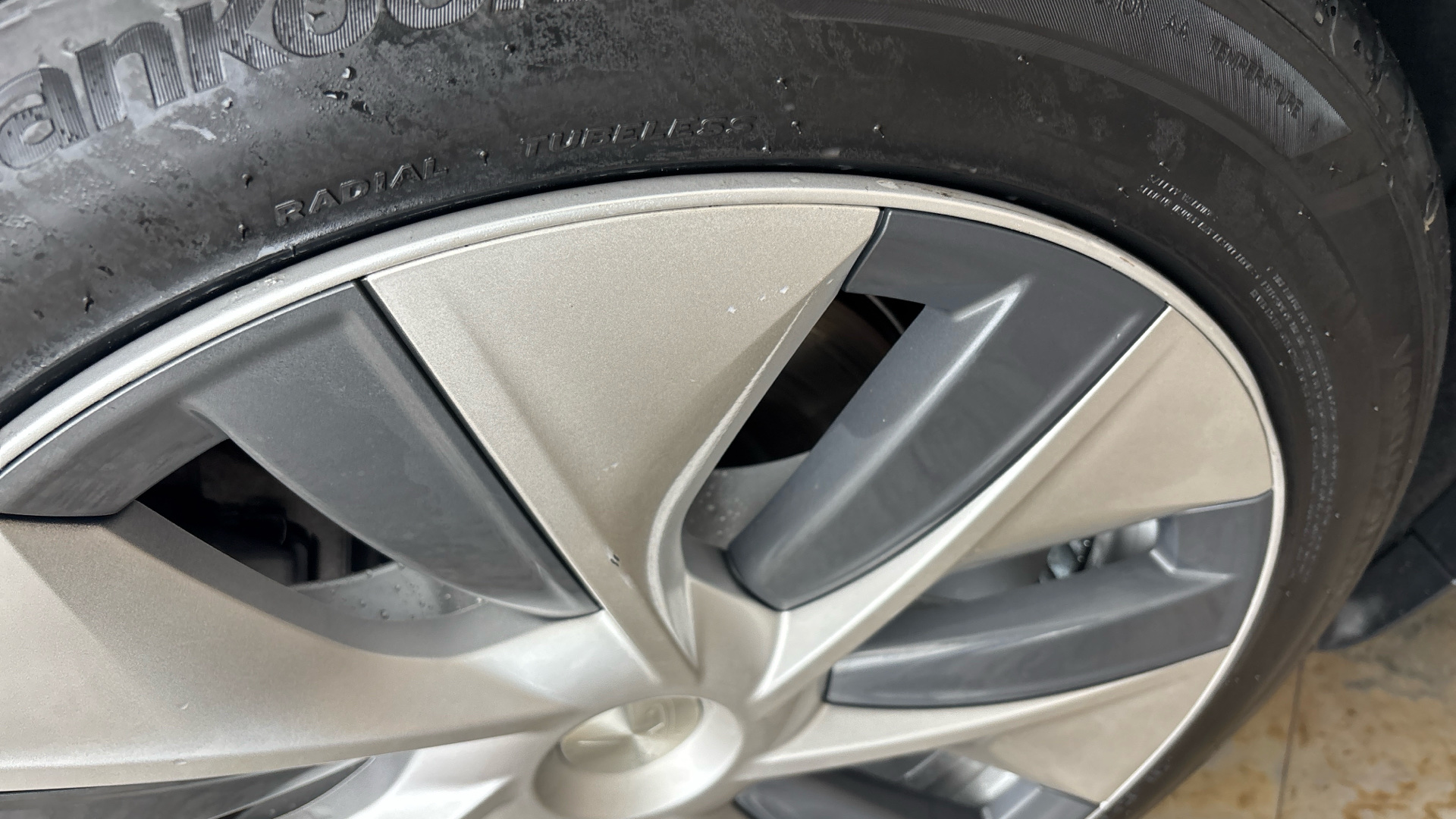 4020897 Long Range AWD 5dr Auto