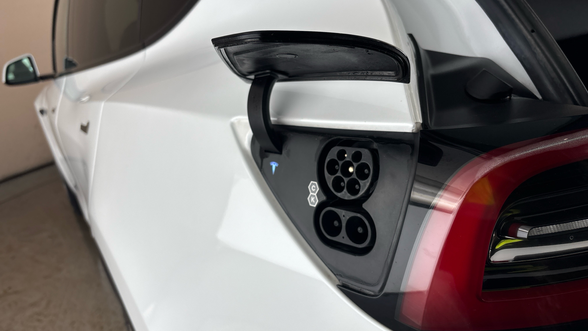 4020897 Long Range AWD 5dr Auto