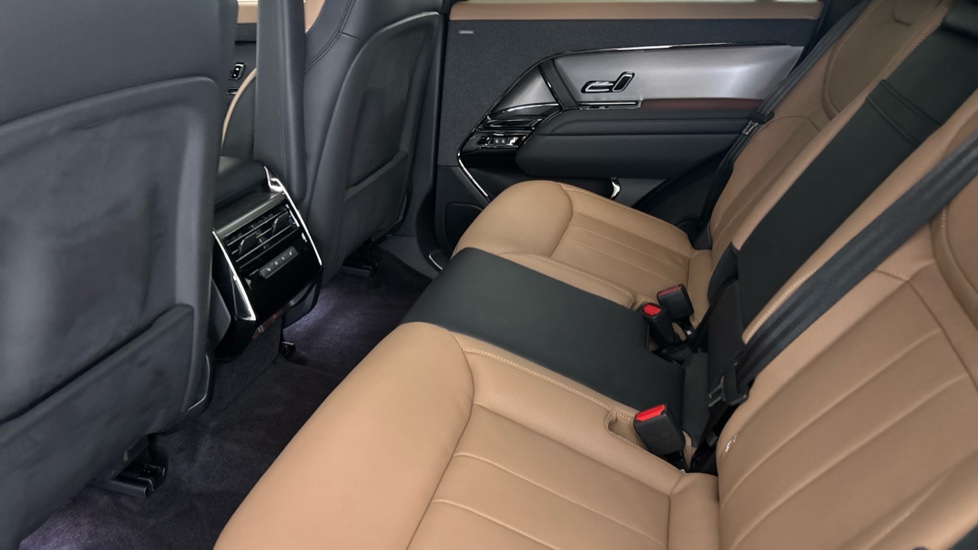 LAND ROVER RANGE ROVER SPORT Image 14