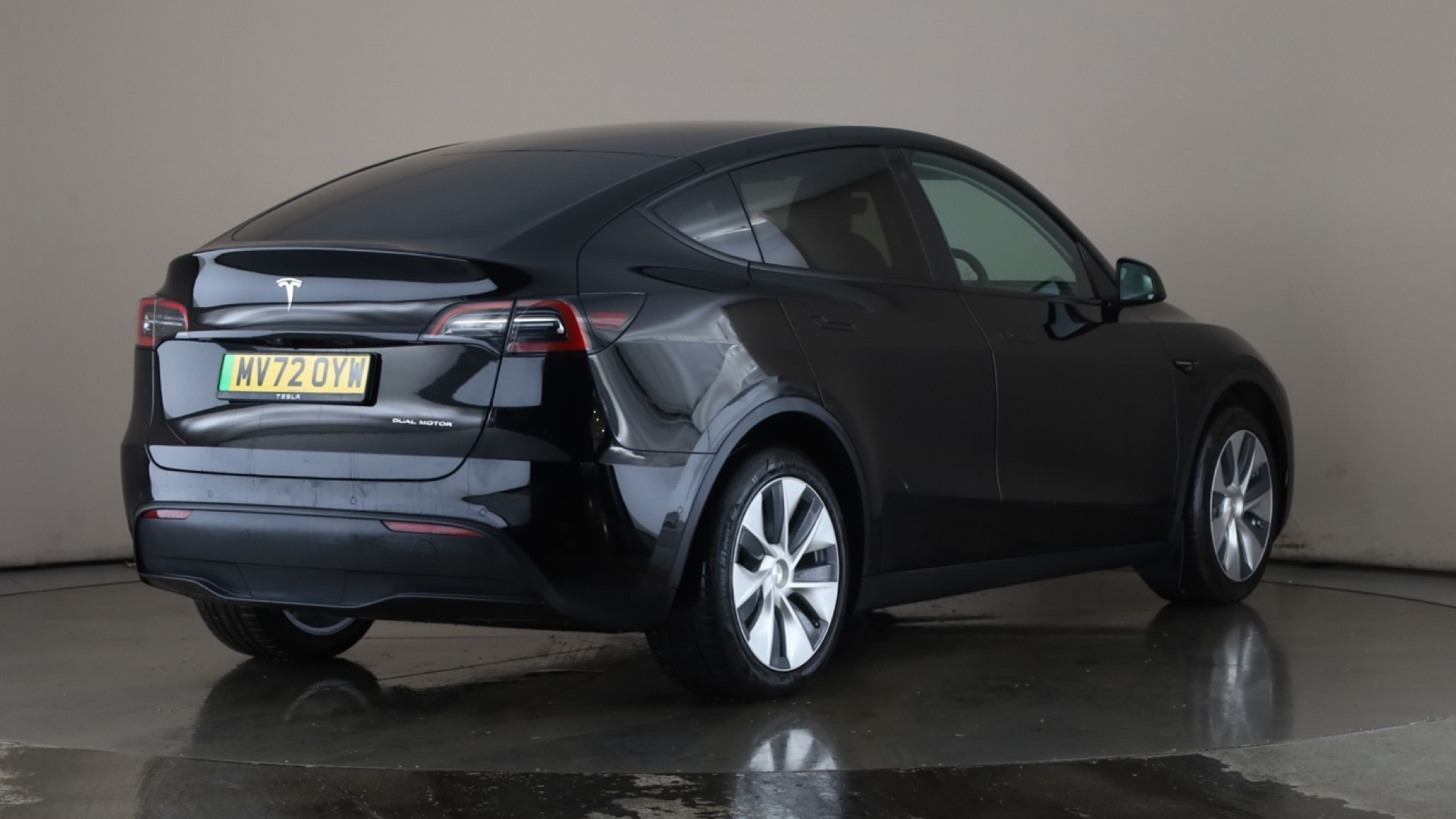 4027610 Long Range AWD 5dr Auto