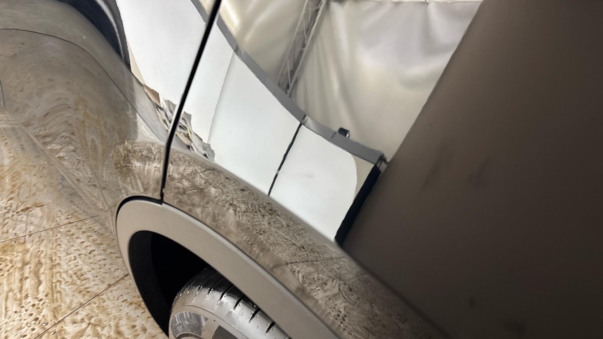 4027610 Long Range AWD 5dr Auto