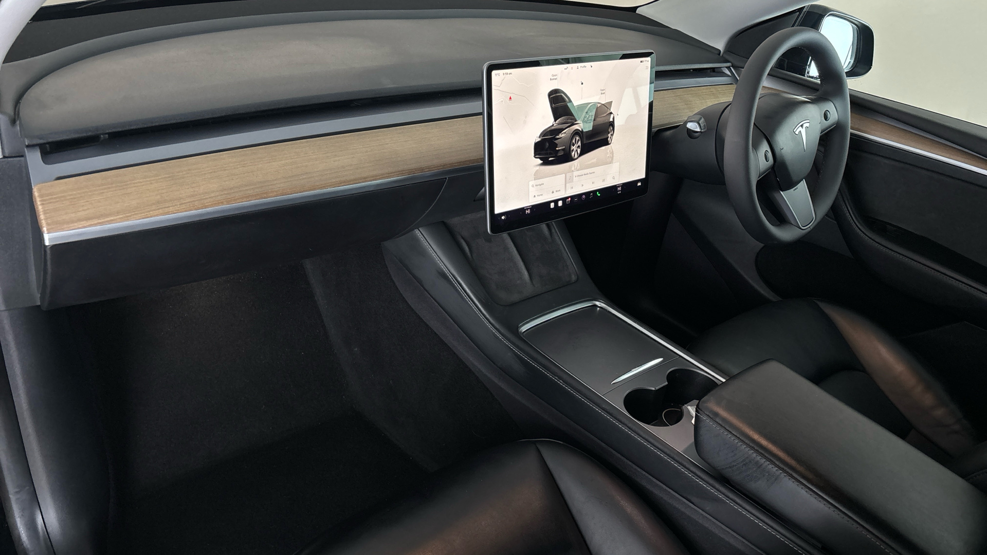 4027610 Long Range AWD 5dr Auto