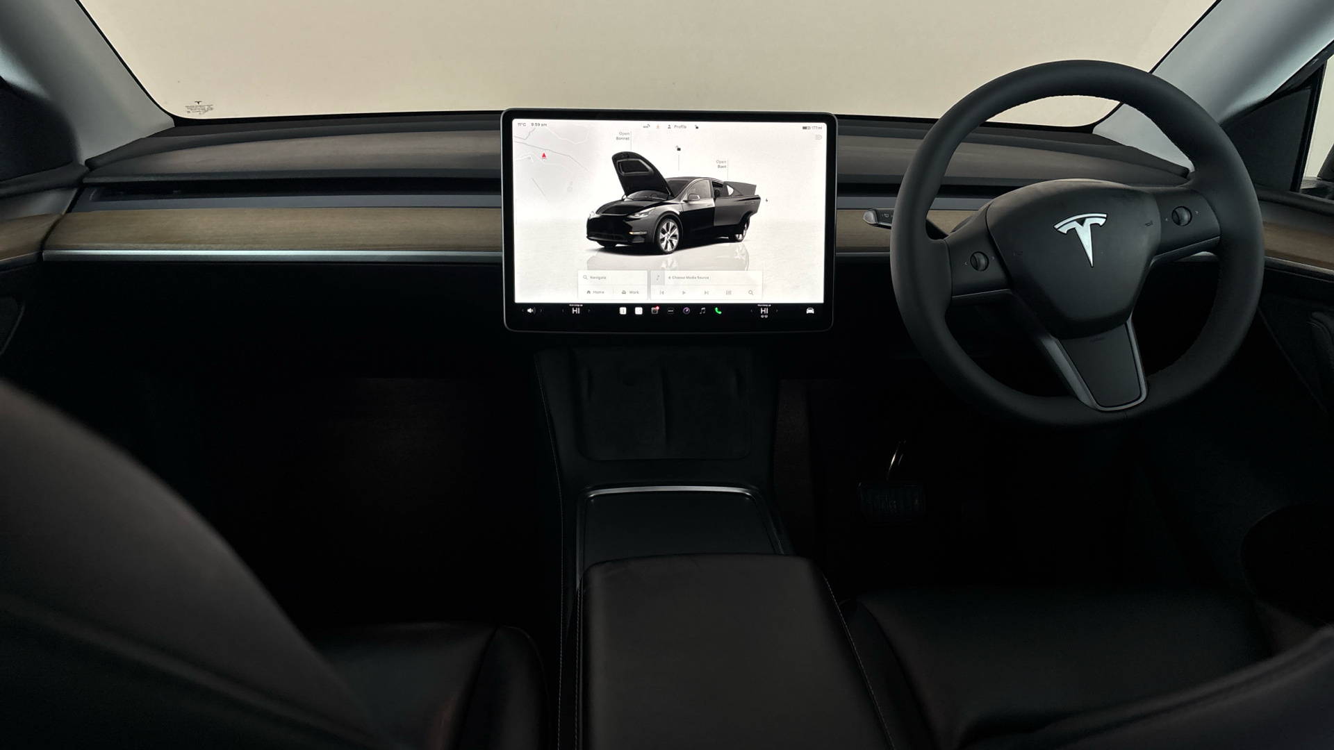 4027610 Long Range AWD 5dr Auto