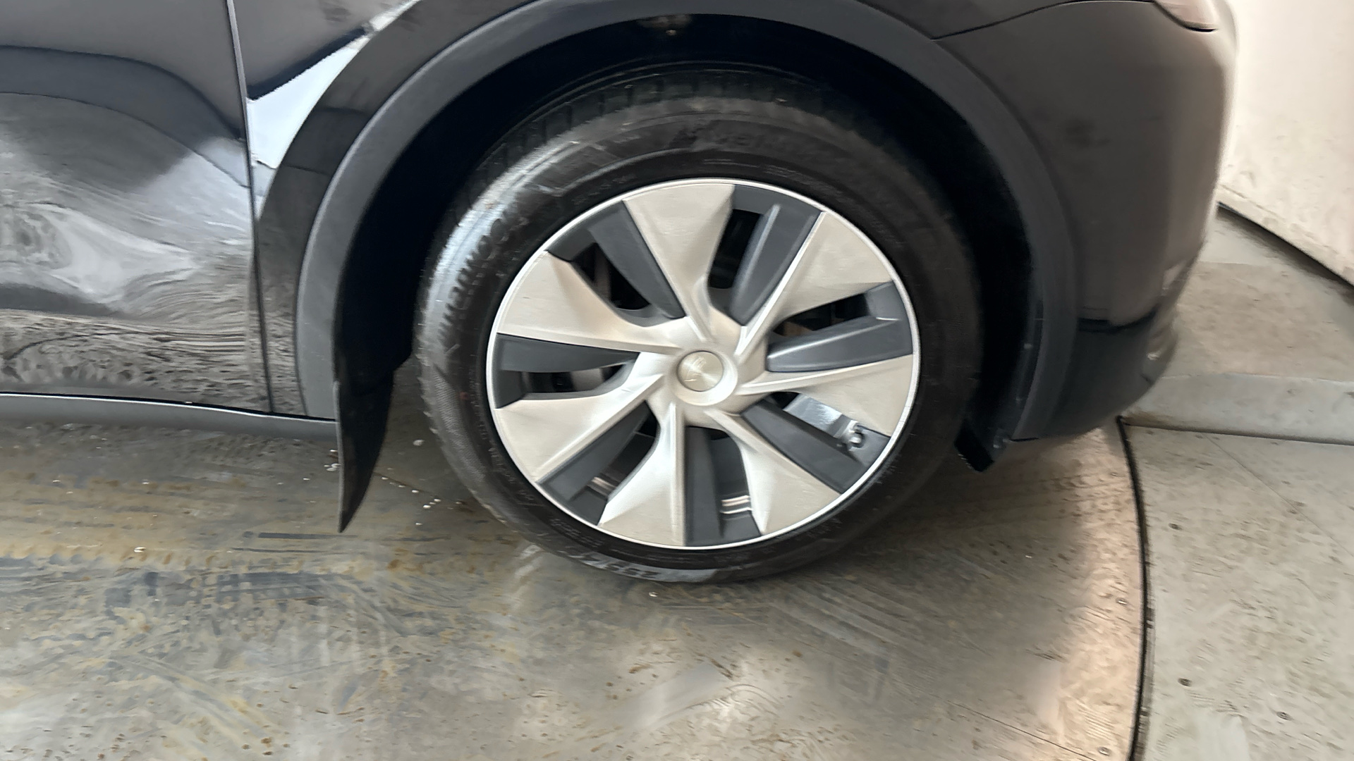 4027610 Long Range AWD 5dr Auto