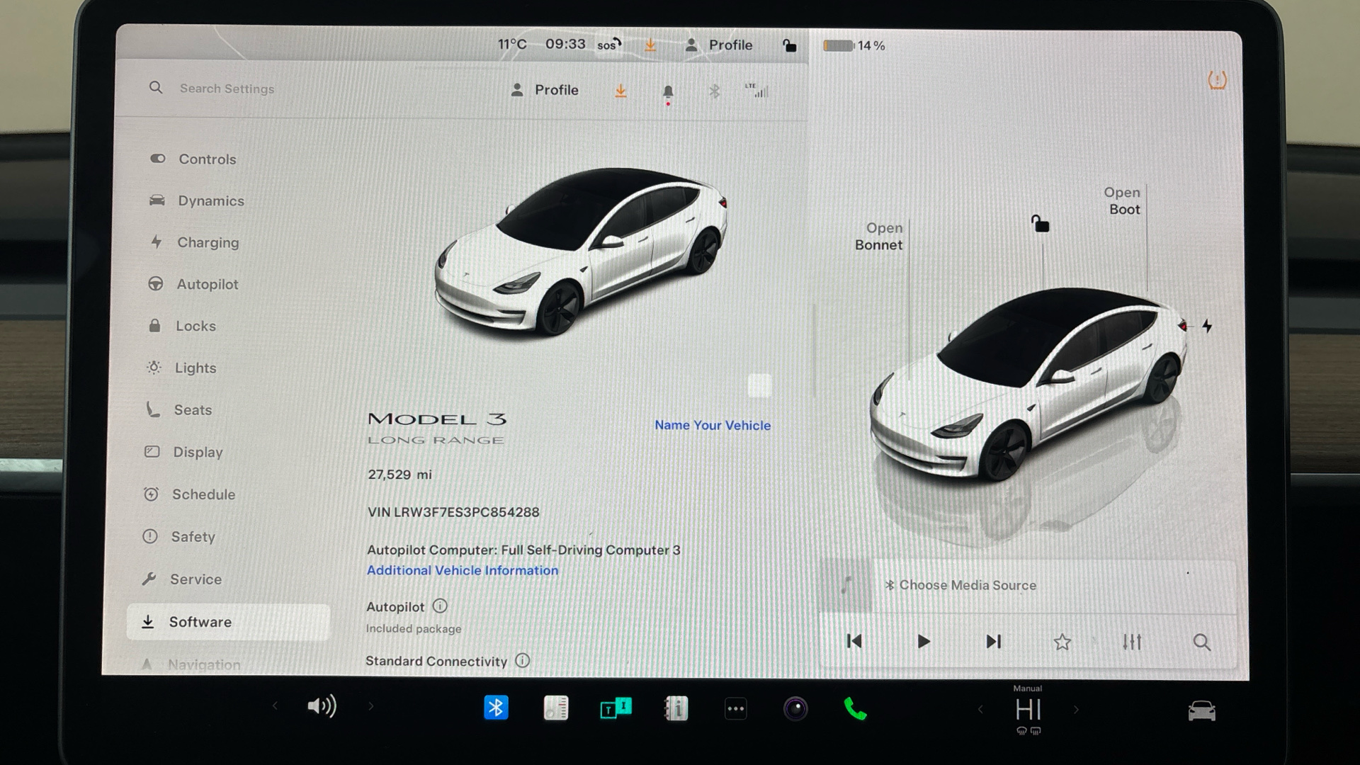 4020861 Long Range RWD 4dr Auto