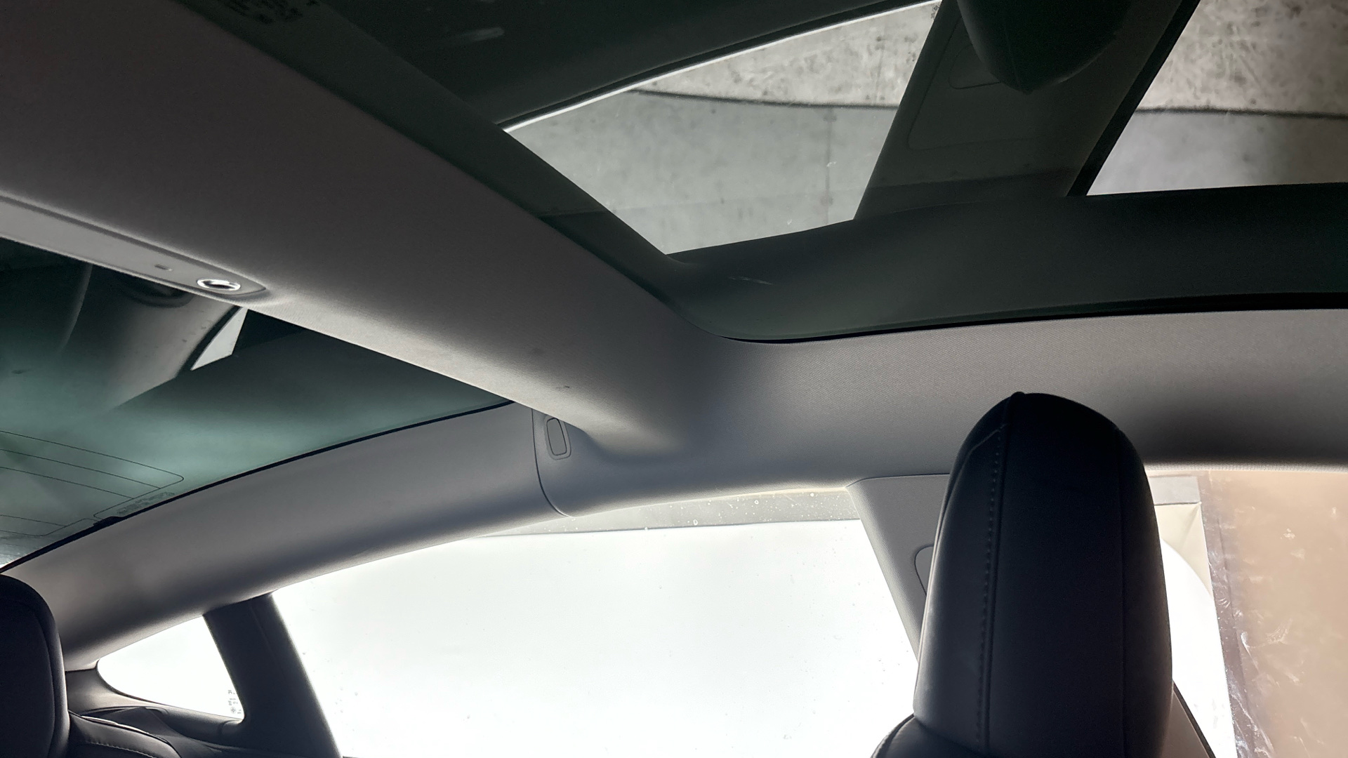 4020861 Long Range RWD 4dr Auto