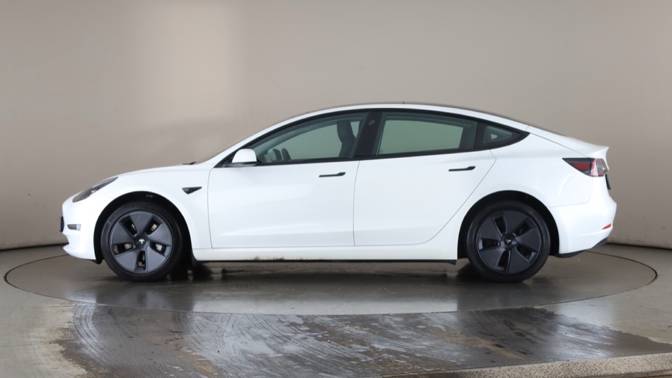 Tesla Model 3 Image 2