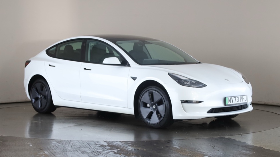 Tesla Model 3 Image 7