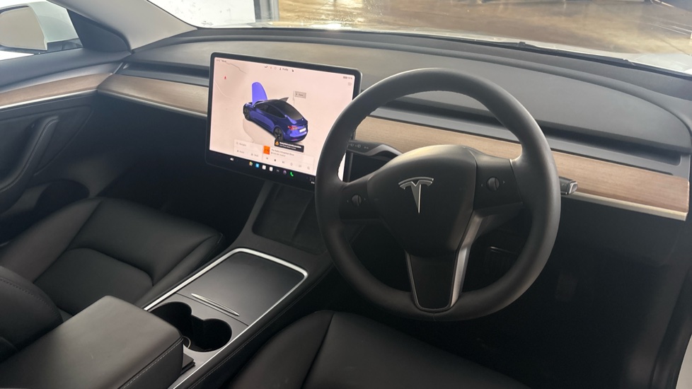 Tesla Model 3 Image 9