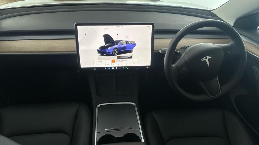 Tesla Model 3 Image 11