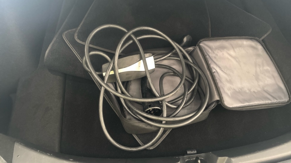 Tesla Model 3 Image 22