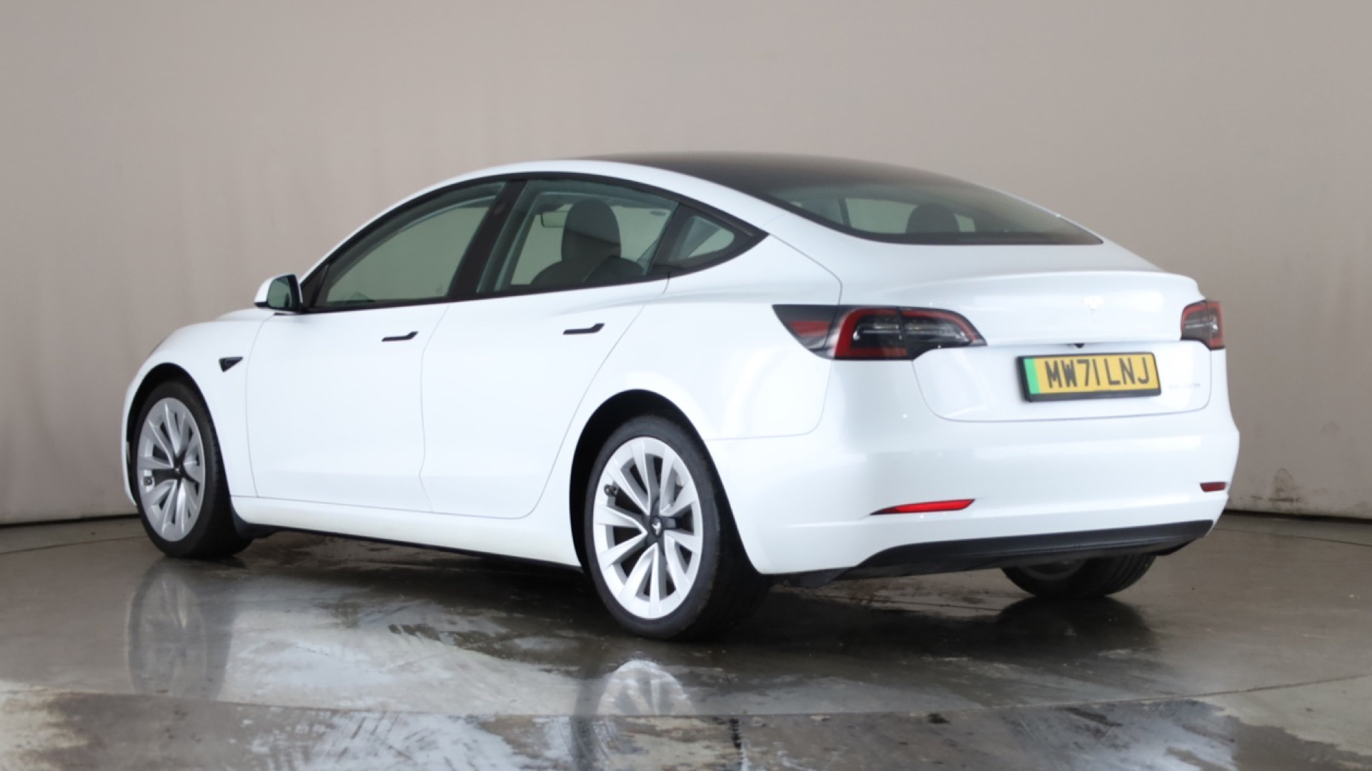 Long Range AWD 4dr Auto [2021]