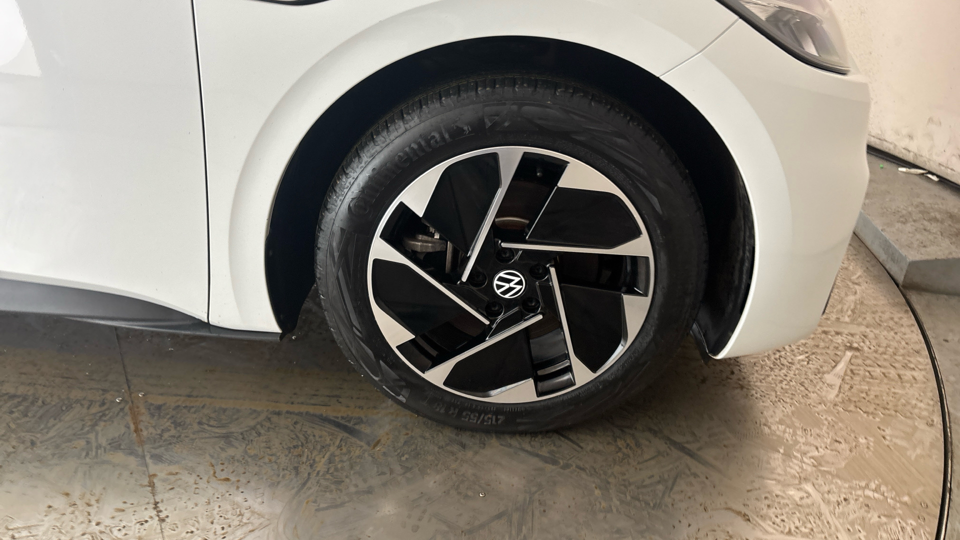 4020862 150kW Life Pro Performance 58kWh 5dr Auto