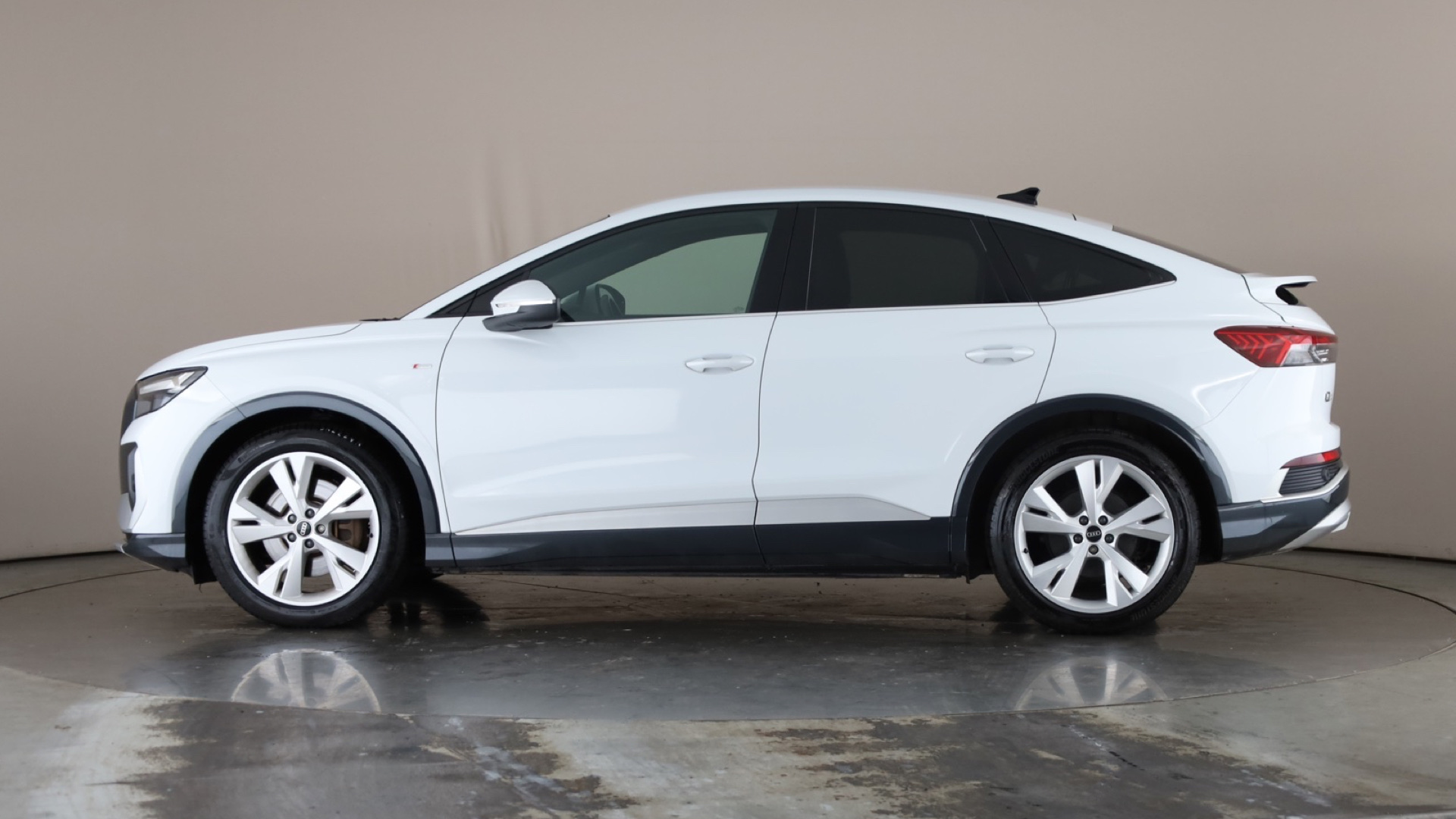 150kW 40 82.77kWh S Line 5dr Auto [2022]