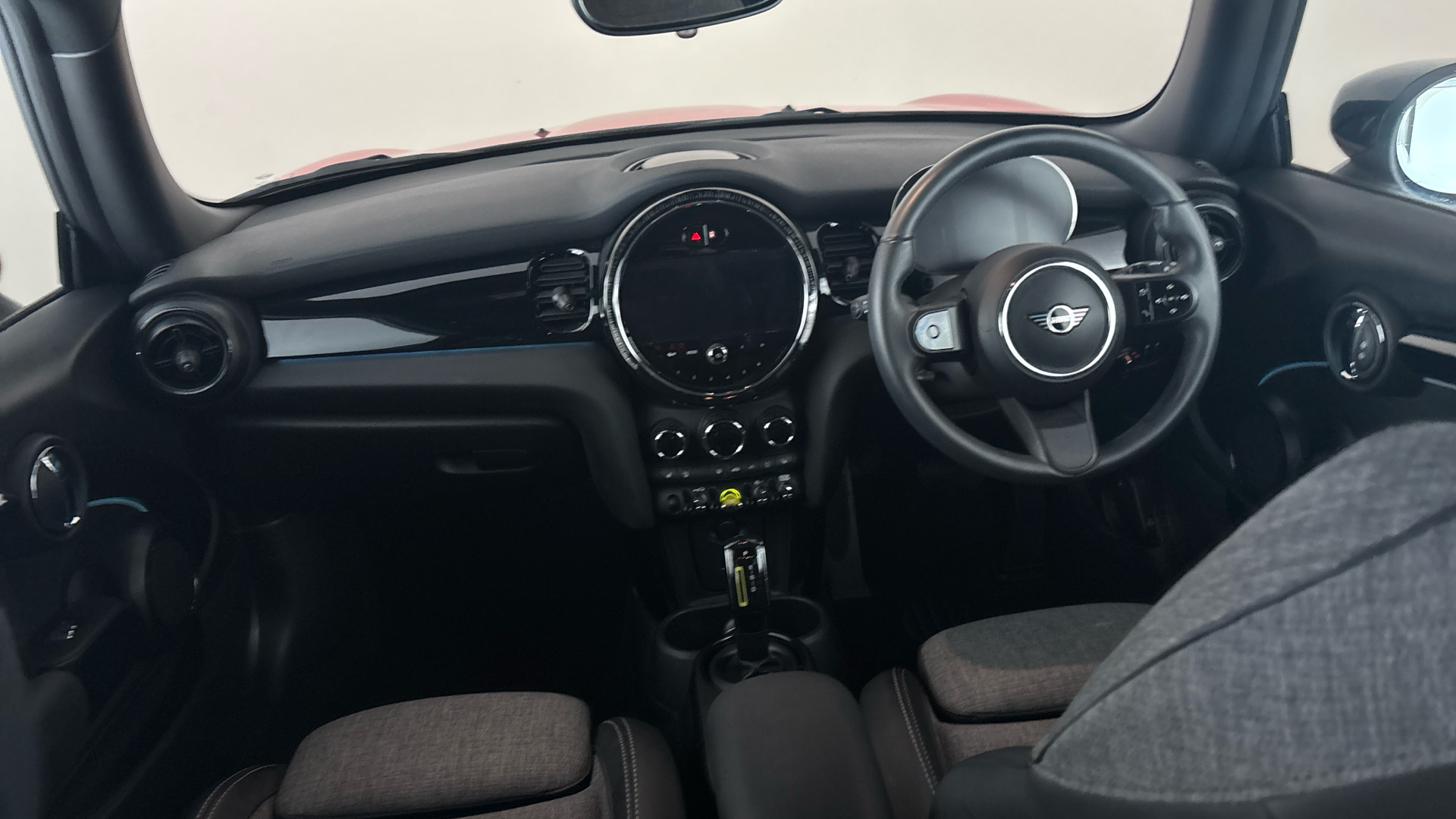 4027435 135kW Cooper S Level 2 33kWh 3dr Auto