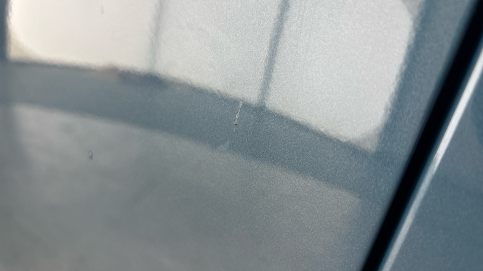 VOLVO XC40 Scratches