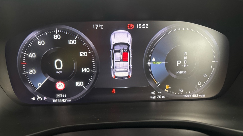 VOLVO XC40 Image 13