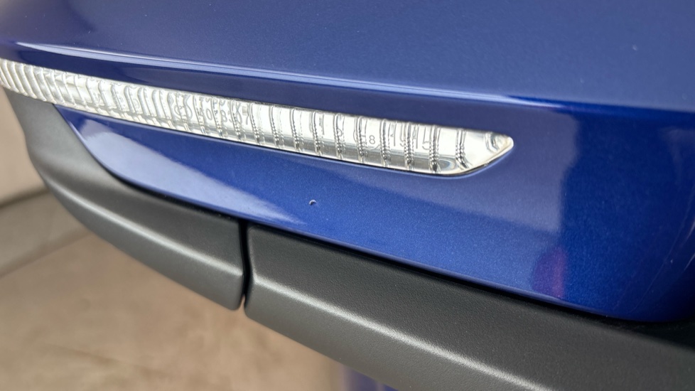 VOLKSWAGEN ID.4 Chips