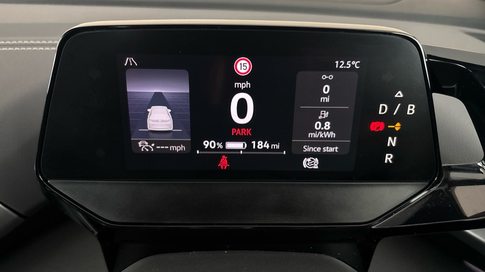 VOLKSWAGEN ID.4 Image 13