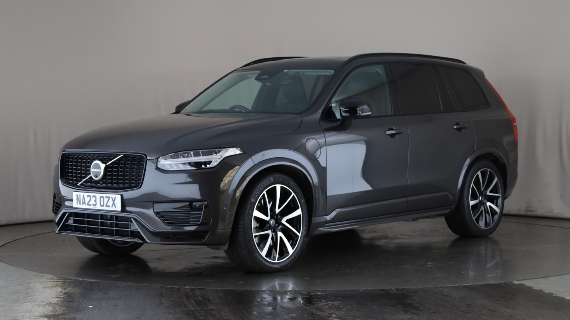 2.0 T8 [455] RC PHEV Ultimate Dark 5dr AWD Gtron