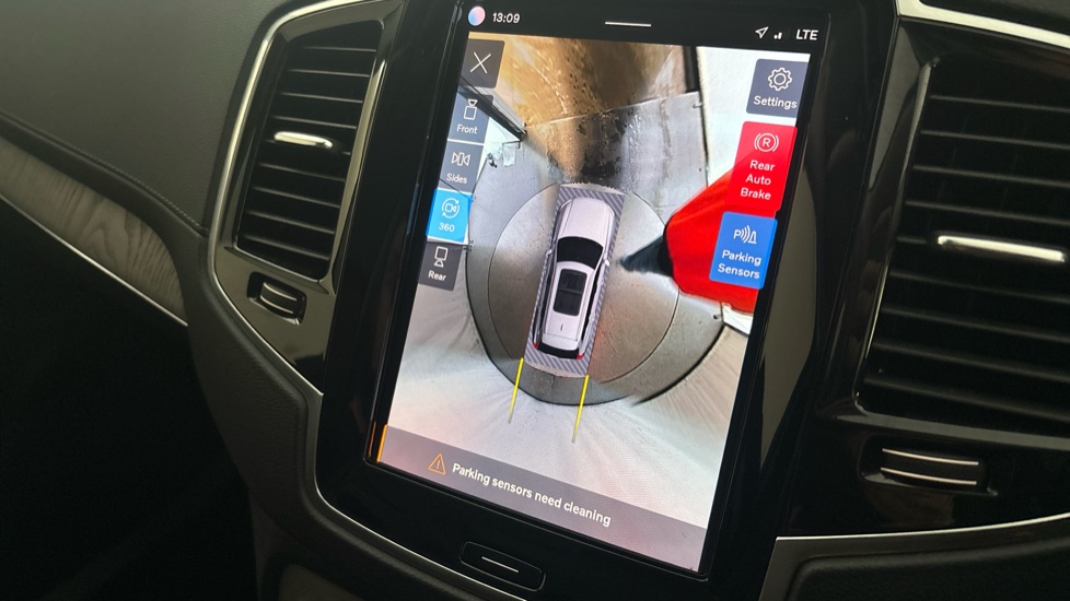 VOLVO XC90 reverse camera