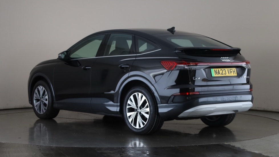 AUDI Q4 Image 3