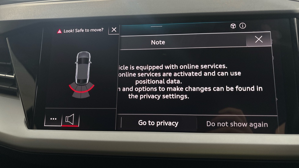 AUDI Q4 parking sensors