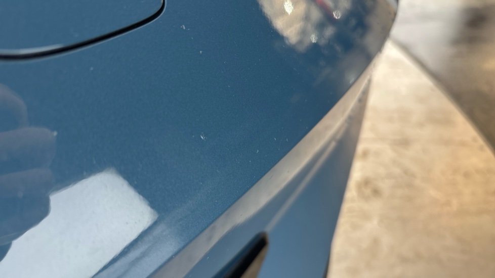 VOLVO C40 chips