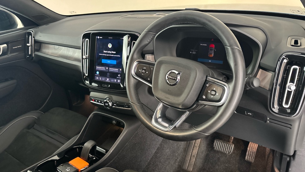 VOLVO C40 Image 9