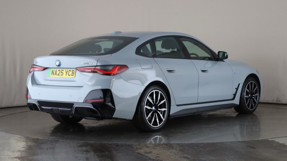 BMW I4 Image 5