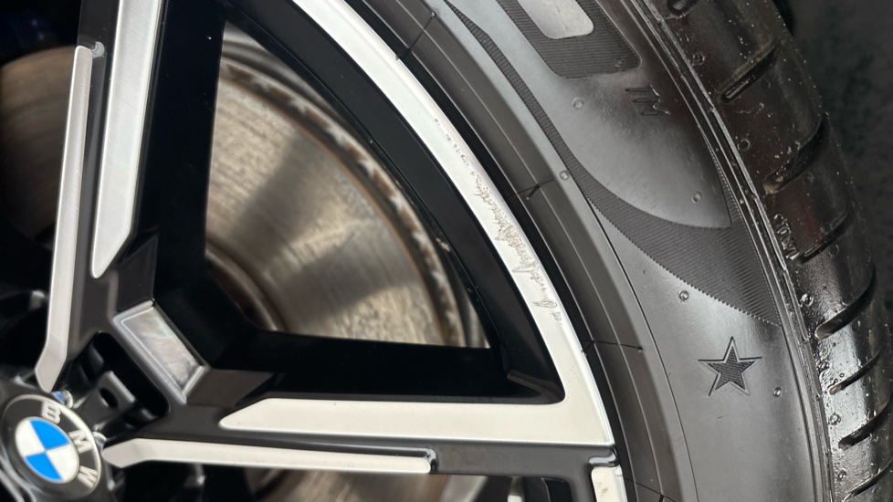 BMW I4 Scuff