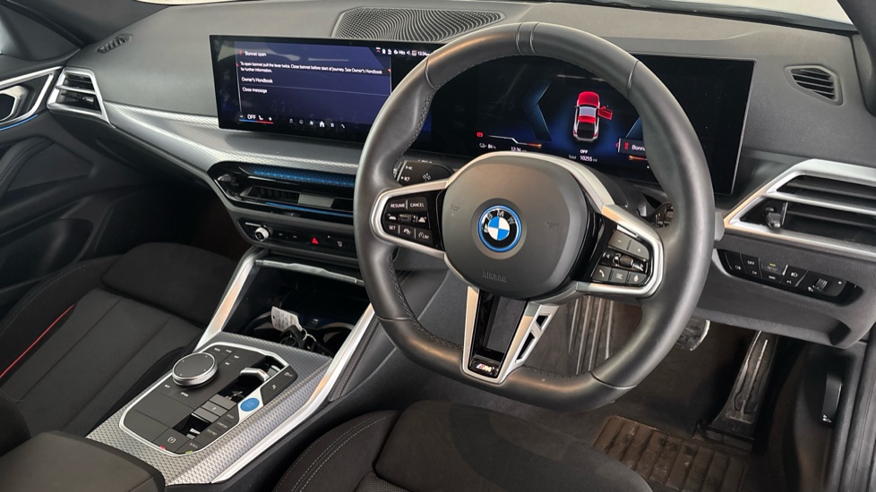BMW I4 Image 9