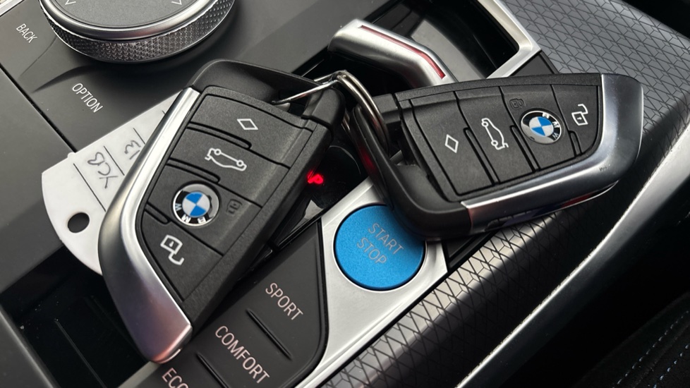 BMW I4 2 keys