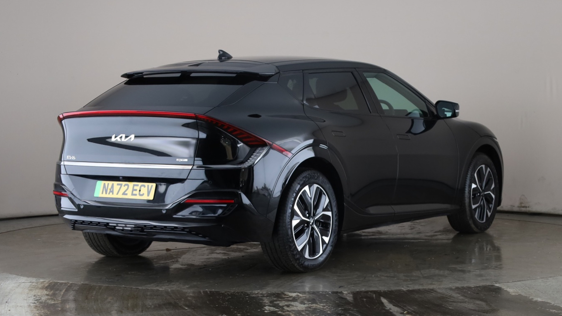 4020809 166kW GT Line 77.4kWh 5dr Auto