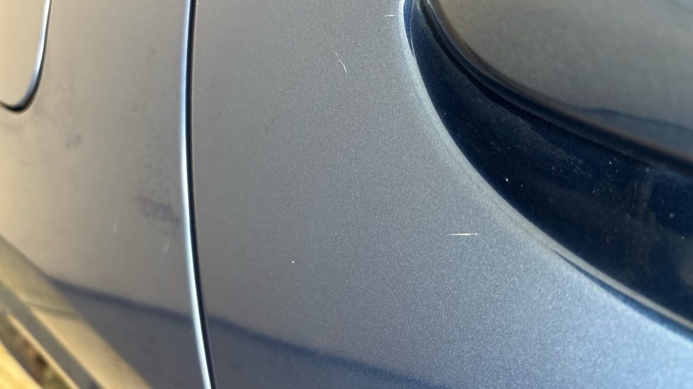 BMW iX3 Scratches