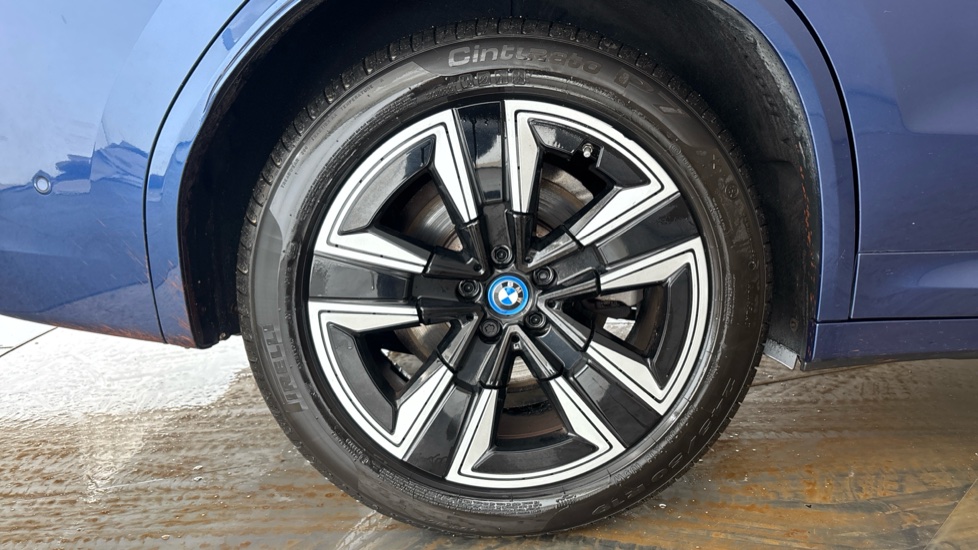 BMW iX3 Image 19