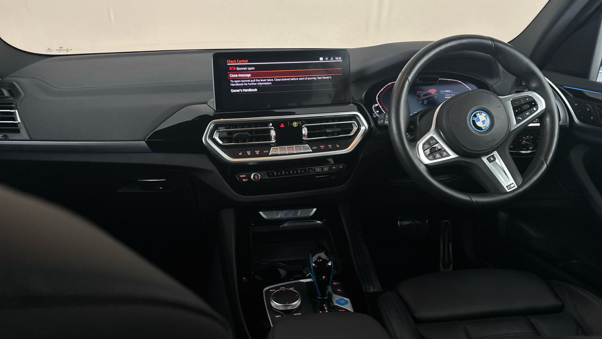 4020860 210kW M Sport 80kWh 5dr Auto